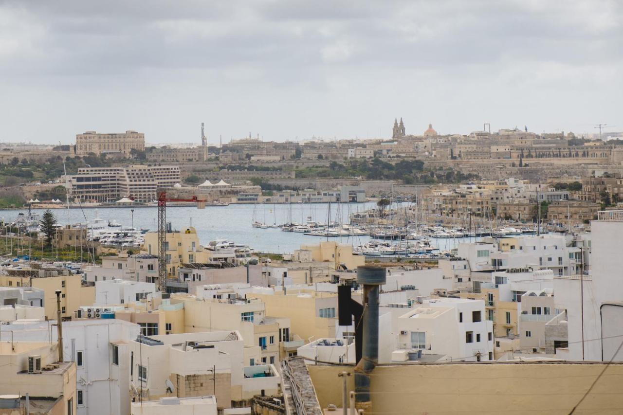 Sliema, Villa Savoia Luxury Apartment For 5 Guests Gzira Exterior photo